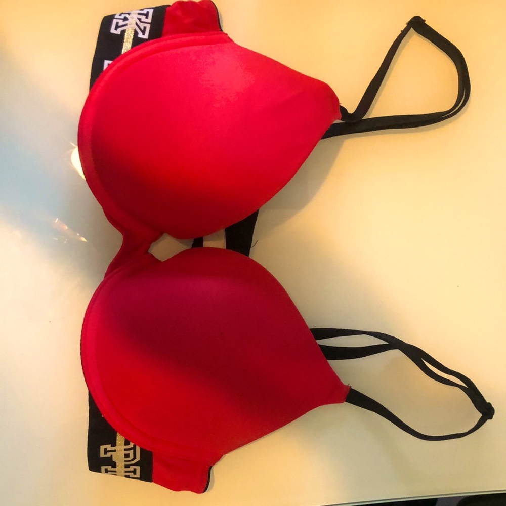 PINK push-up bra